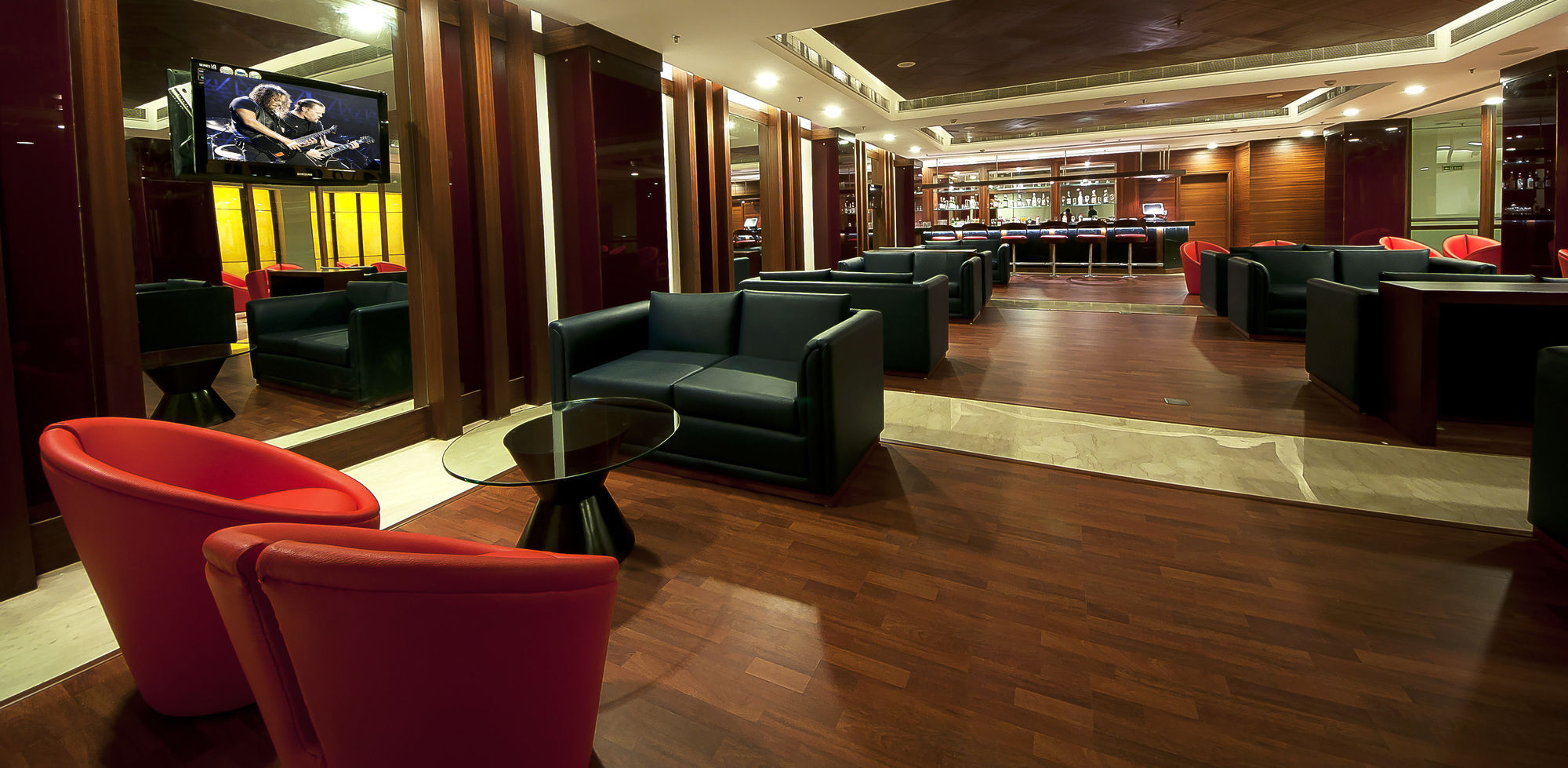 The Golden Plaza Hotel Панчкула Экстерьер фото